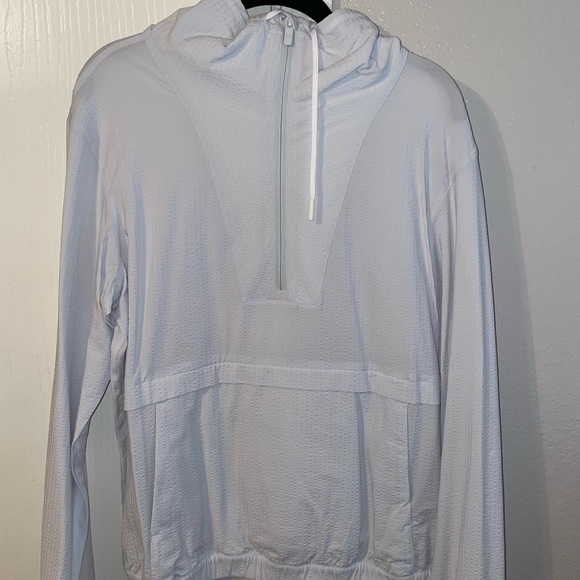 Lululemon wind jacket size 6 - Picture 1 of 3